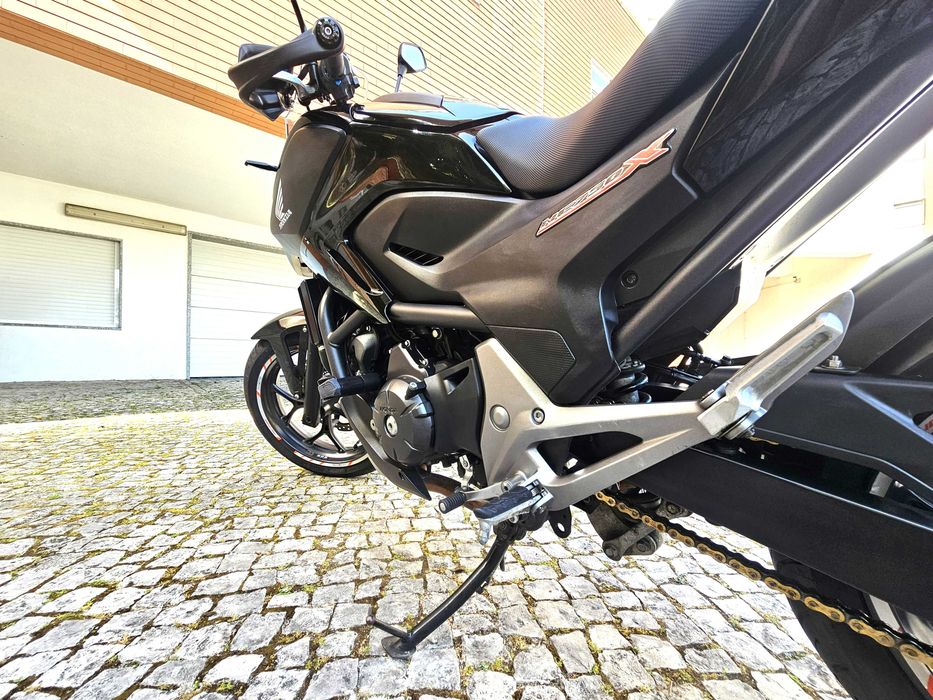 Honda NC 750 X com apenas 29.800 kms, muito estimada