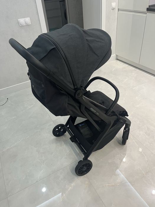 Прогулянкова коляска Espiro Nox.