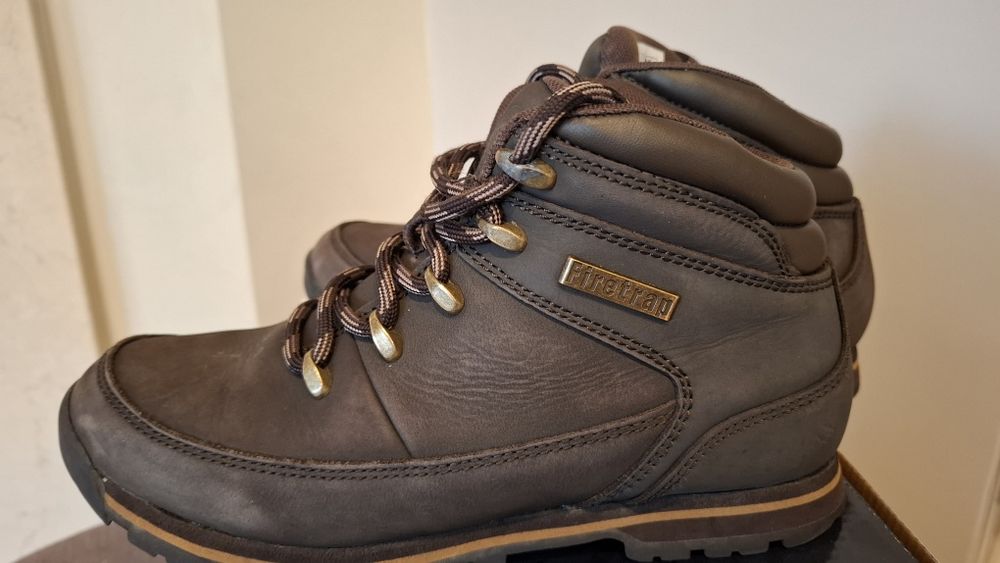 Buty jesienne trekkingowe