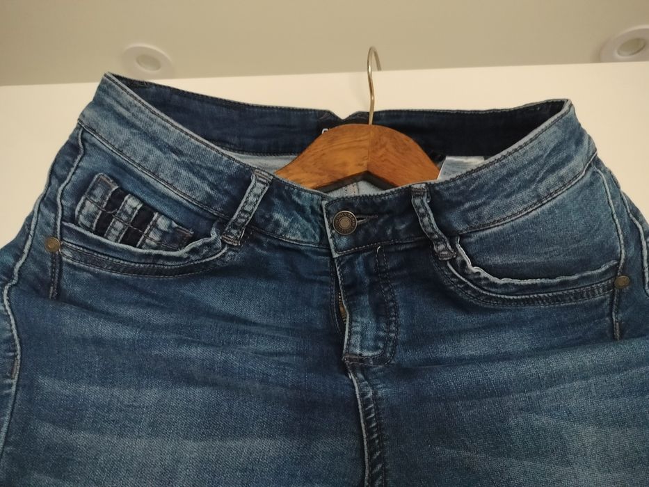 Spodnie jeansy only 28 M