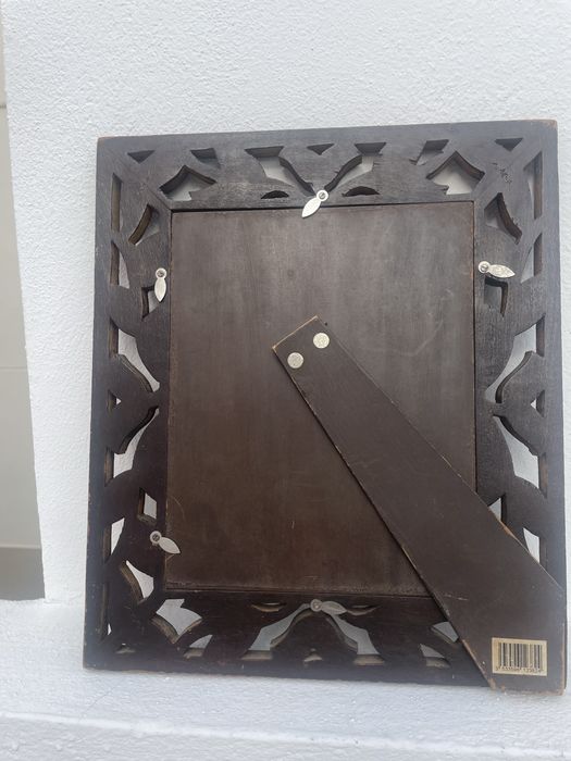 Moldura em madwira trabalhada
