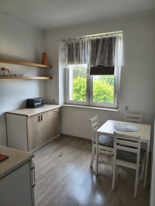 Kawalerka 30 m Sosnowiec Pogoń Czerwonego Krzyża (blisko uczelni) English