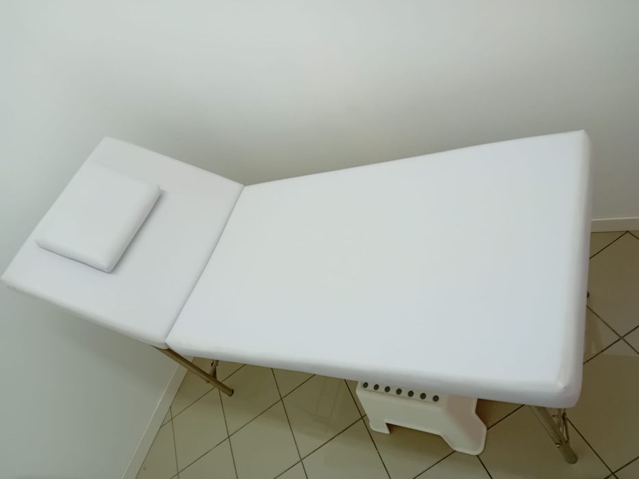 Marquesa em excelente estado.