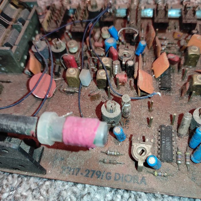 Części do amplitunera UNITRA DIORA DUET DSP 301