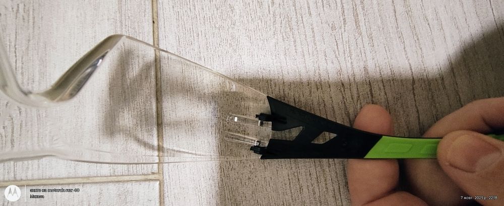 Захисні окуляри від бренду Uvex.