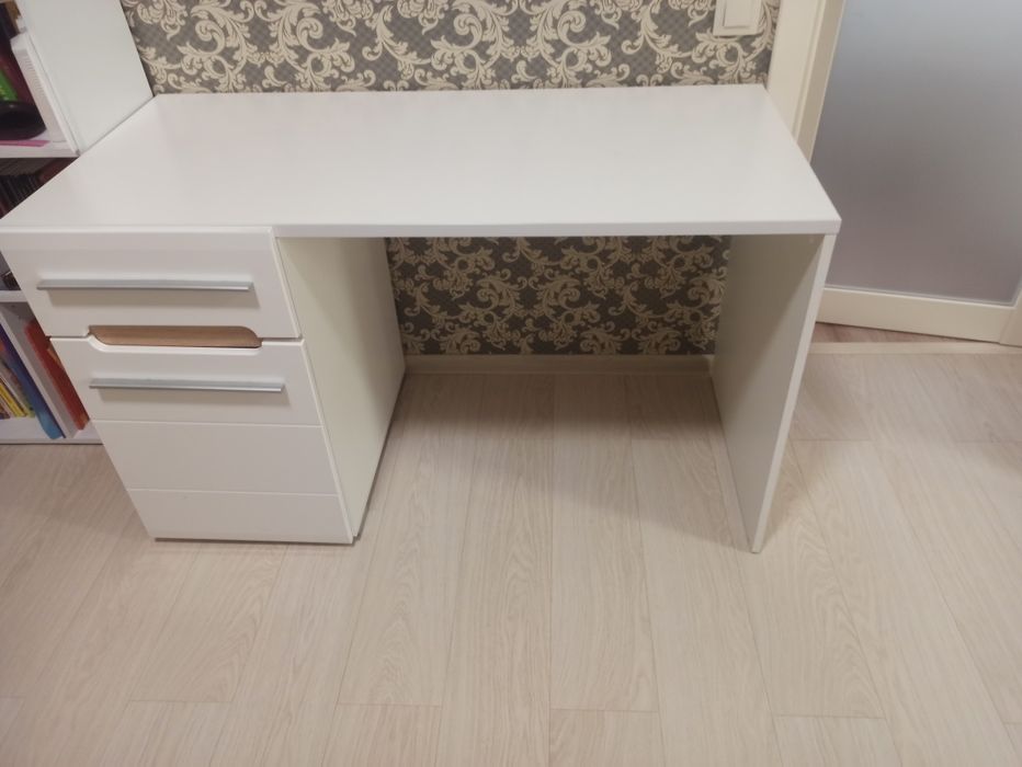 Стіл писменний ...