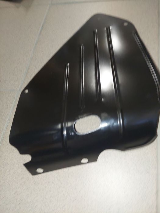 Nowa blacha boczna boczek oslona lewa strona wsk125 b1 dwuramowka pl