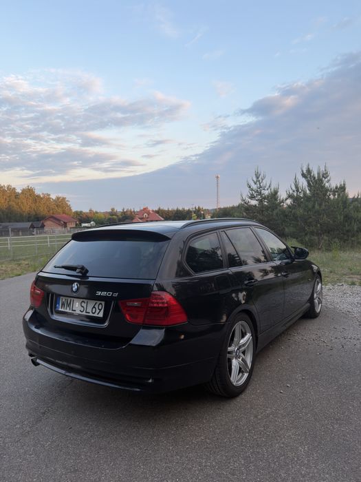 BMW E91 316d LCI 2012