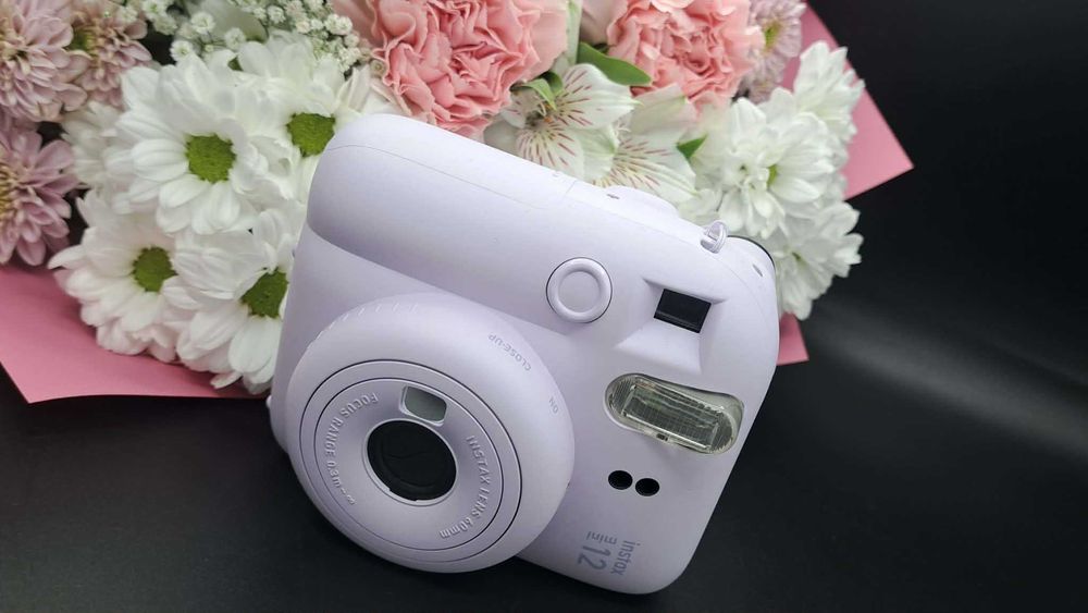 Aparat FUJIFILM INSTAX MINI 12 + Etuii Komis Redi