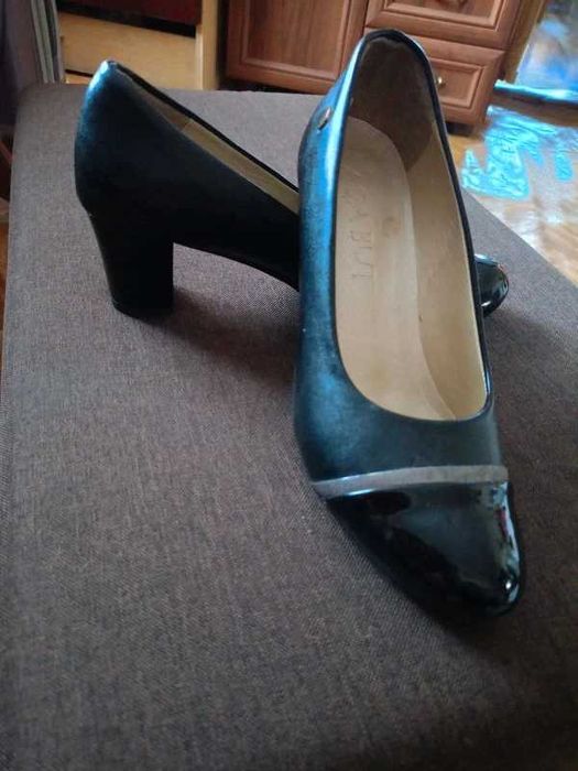 Czarne czółenka Aga But r. 39