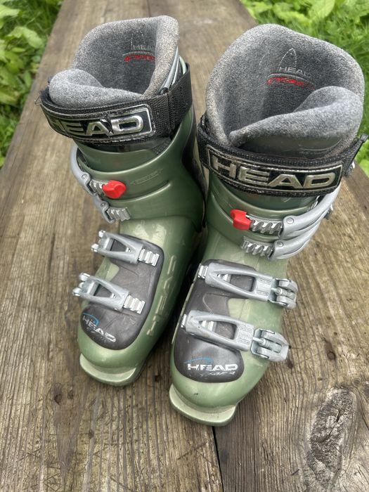 Гірсько-лижні чоботи жіночі