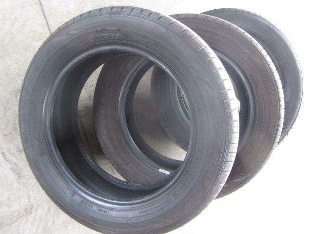 Dunlop enasave ec300+ 215/60/17