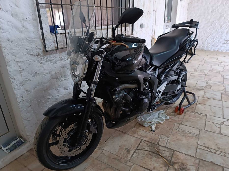 Mota Fazer 600 de 2005