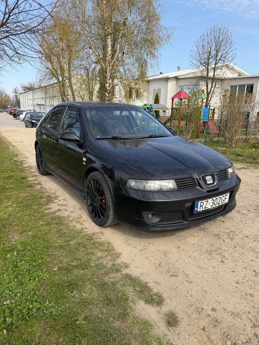 Seat Leon Seat Leon 1.8T Cupra R, 220 km