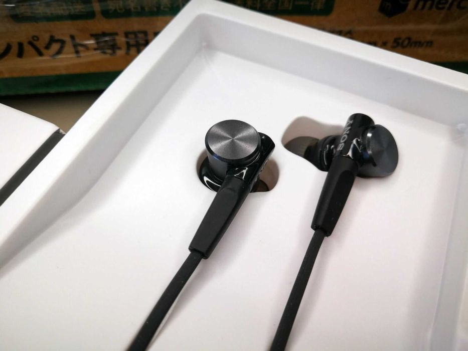 SONY MDR-XB75AP " Originais ", importação do Japão. ( New Old Stock )!