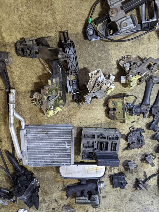 Блок предохранителей ford focus 1 1.8d