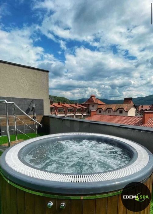 Купіль для вулиці.Купіль кругла.Джакузі та Спа на дровах.Ванна джакузі