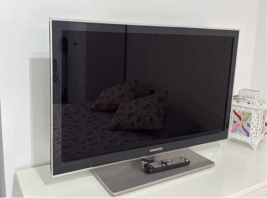 TV Samsung 32" UE32C6000 - PIP - Sem Imagem / Só som