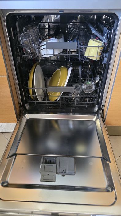 Máquina lavar loiça WHIRLPOOL