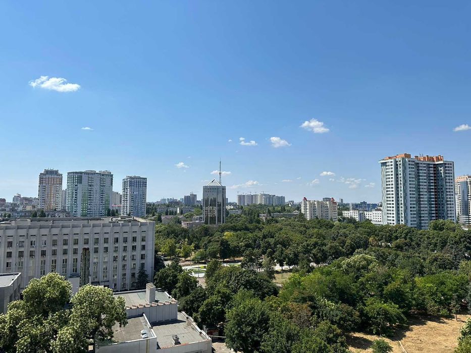 Элегантная квартира на пр-те Шевченко с 2 спальнями и кухней-гостиной