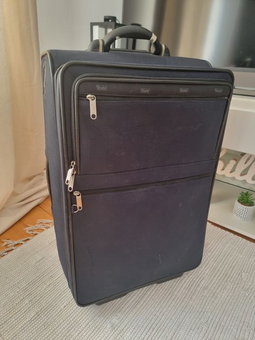 Walizka materiałowa na kółkach