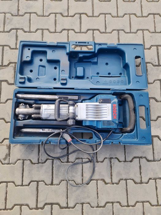 Młot wyburzeniowy GSH 16-28 + groty