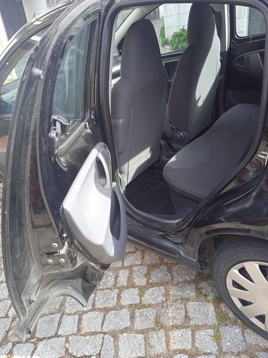 Peugeot 107 1.0 c/A.C - 06 Gasolina Manual 2006.