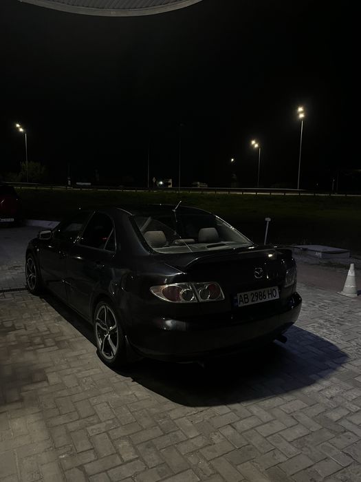 Продам власне авто Мазду