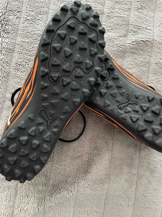 Ténis Puma Turf Criança - Nº 37 + OFERTA Meias Nike