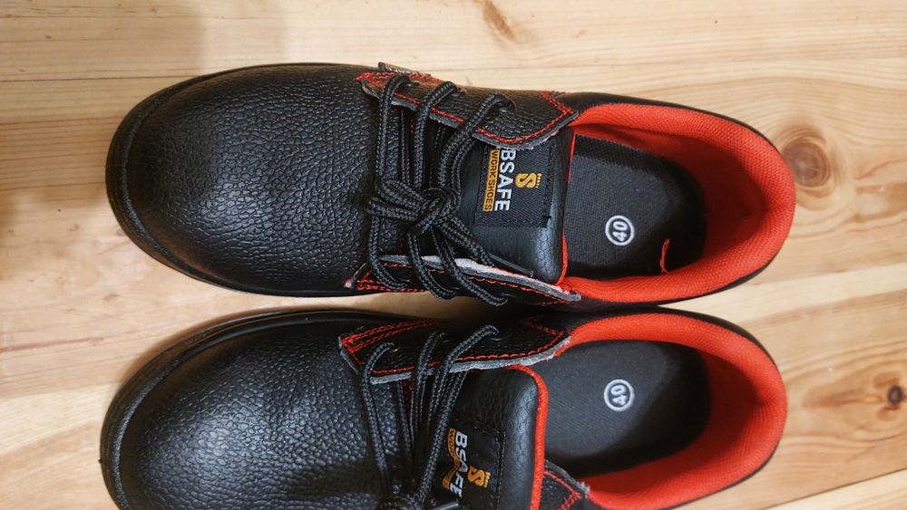 Ботинки рабочие 40 новые