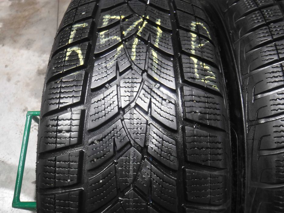 2xOpony 215/65/R17 Zimowe Goodyear UltraGrip Performance SUV 6,5mm 23r