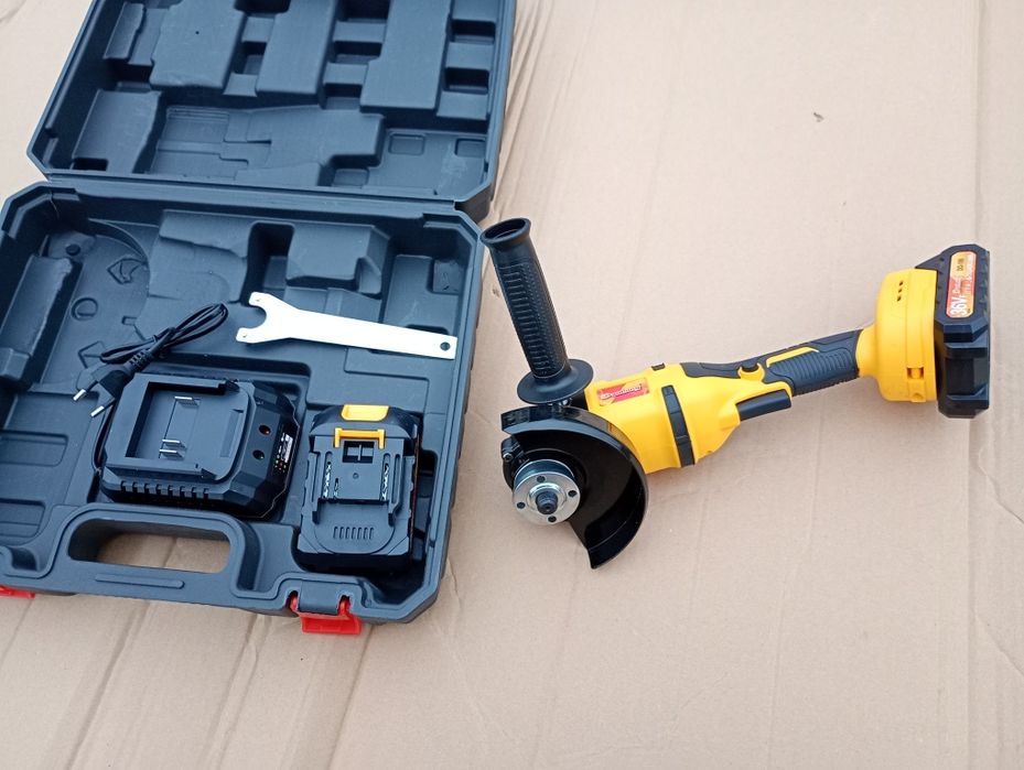 Szlifierka kątowa 18 V Black Varia  Beszczotkowy silnik