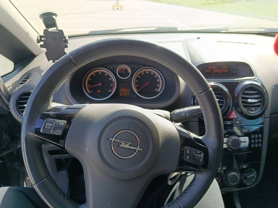 Продам Opel Corsa 2010