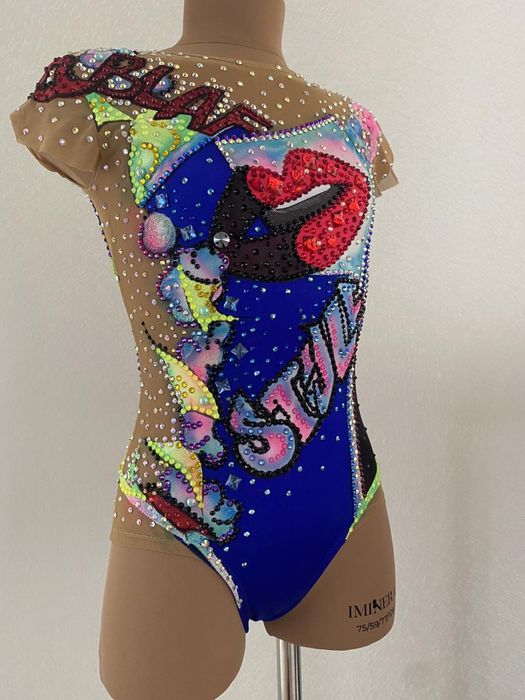 Продам комбінезон і купальник для художньої гімнастики