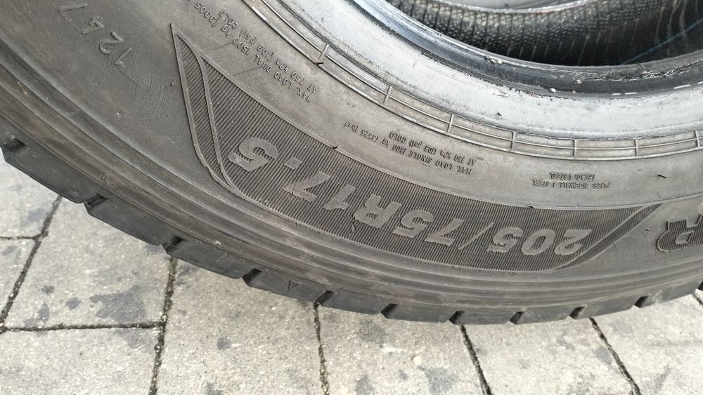 205/75R17.5 Goodyear KMAX D