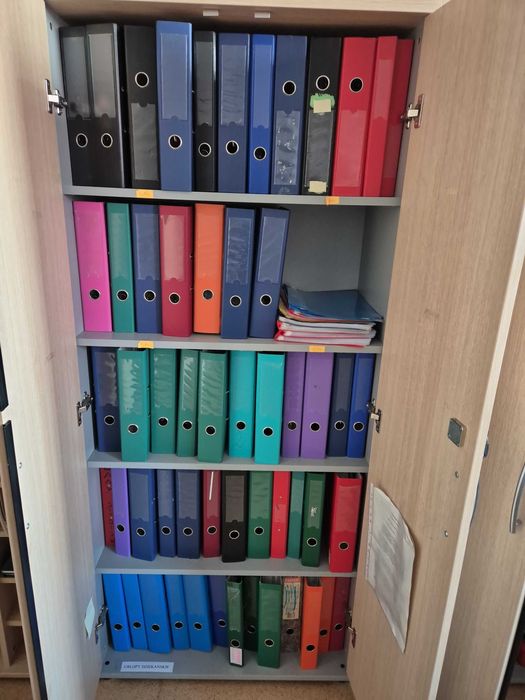 Segregator biurowy dźwigniowy na dokumenty