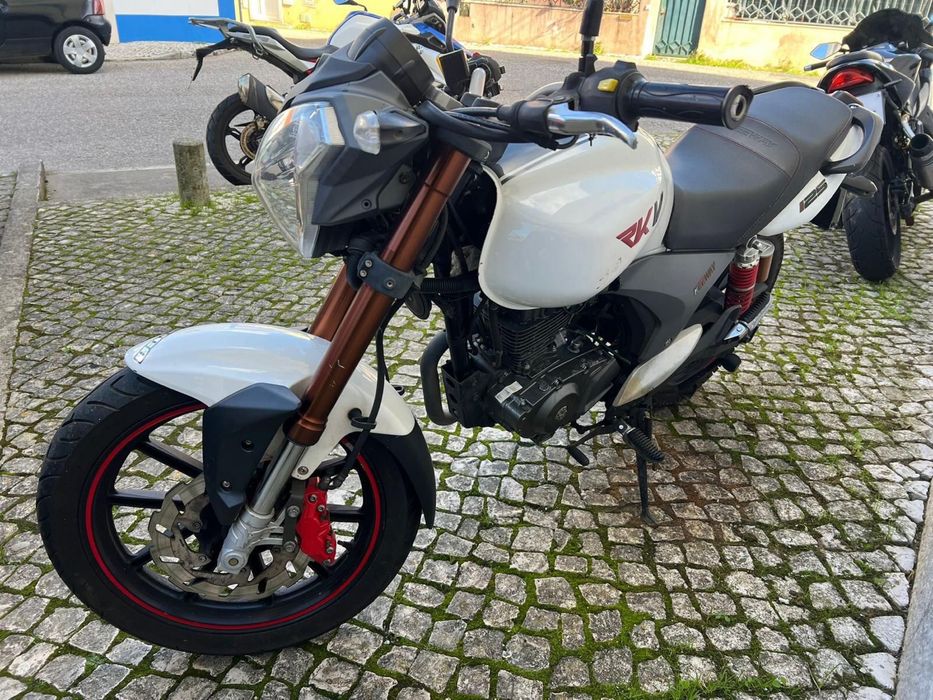 Mota Keeway rkv 125