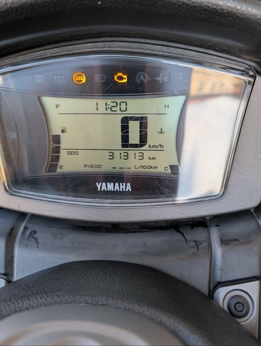 Yamaha N-Max 125cc