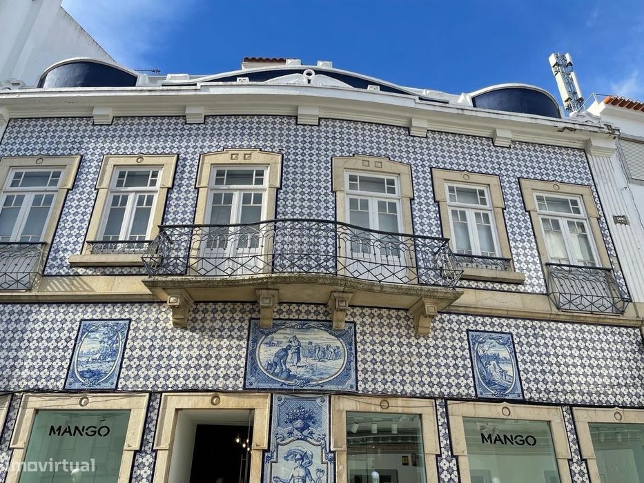 Great investment opportunity in Beja, fully renovated building