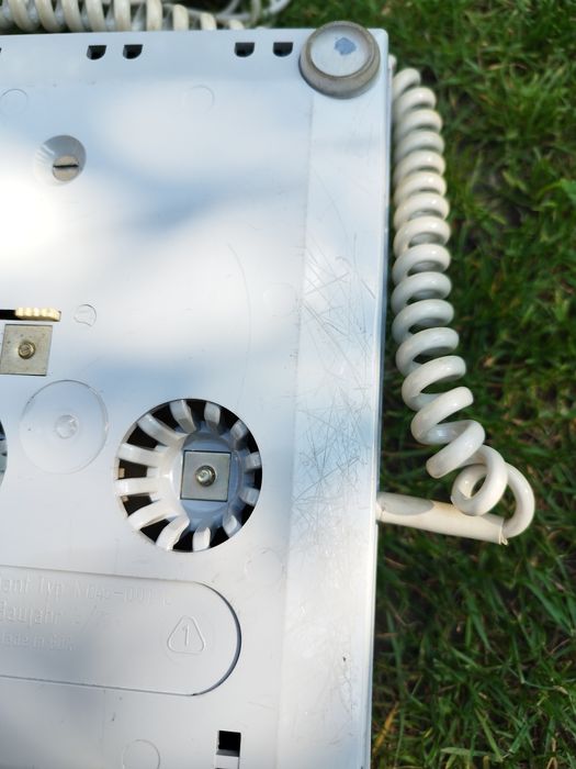 Zabytkowy telefon RFT