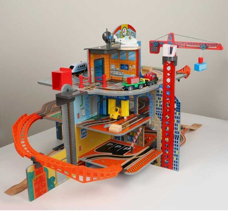 Великий ігровий набір Playtive Junior XXL Hauptbahnhof