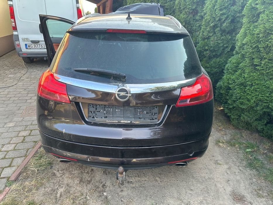 kompletna klapa bagażnika opel insignia a kombi z41c przed lift
