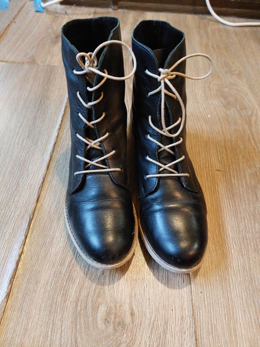 Botki/Trzewiki wojas skórzane 38 czarne sznurowane