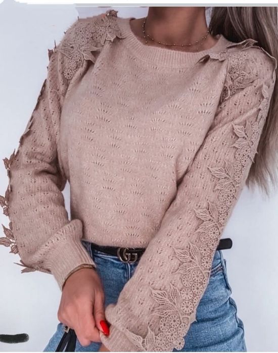 Wyprzedaż  Sweter z gipiurą mięciutki delikatny jak chmurka uni