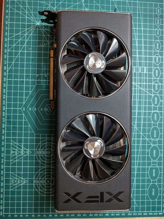 Placa gráfica XFX AMD Radeon RX 5700 XT THICC II Ultra 8GB