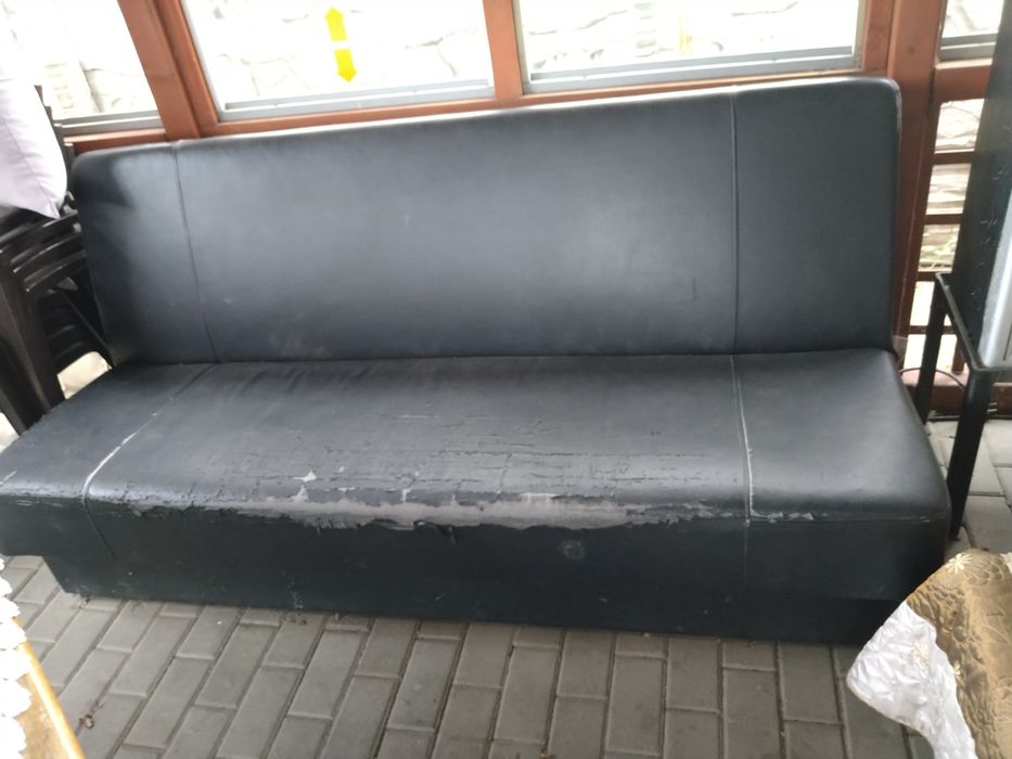 Dwie wersalki z eko skóry