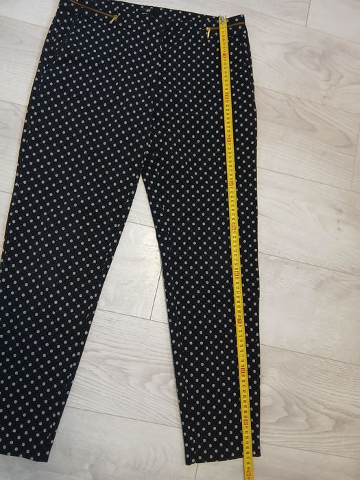 H&M spodnie damskie L w czarne w białe kryształy
