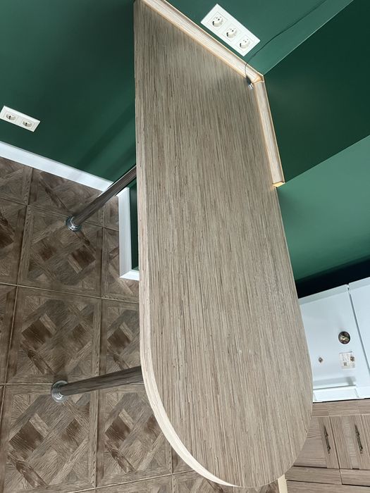 барний стіл/стільниця/столешня з опорами/ніжками