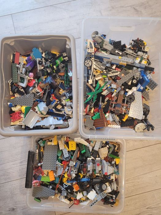 11 kg lego wraz z ludzikami