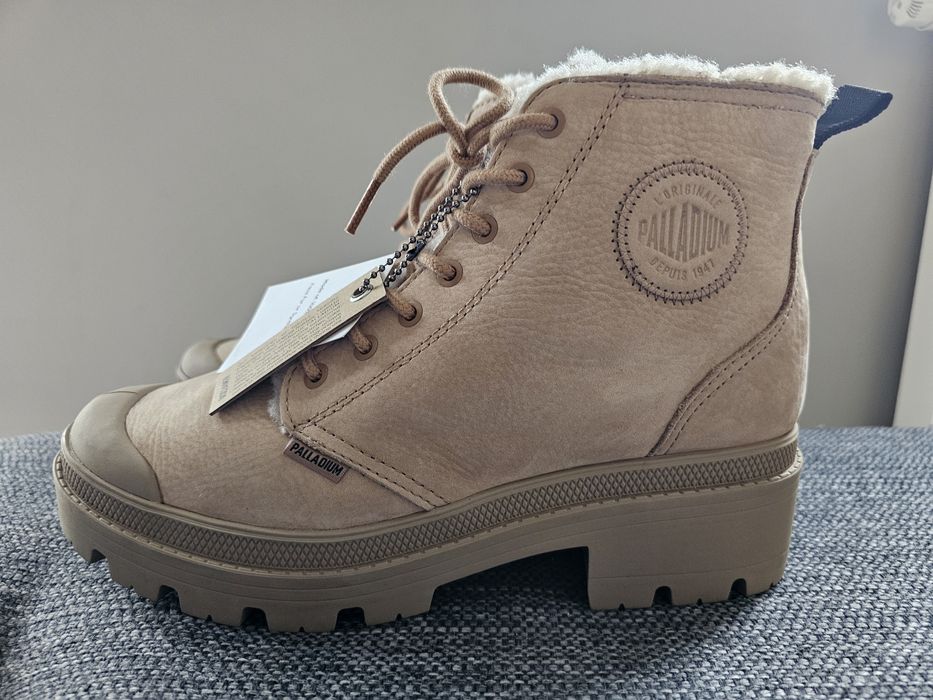 Palladium skóra naturalna nowe rozm 40 !